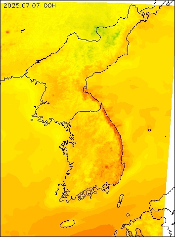 2025-07-07 00 : 00