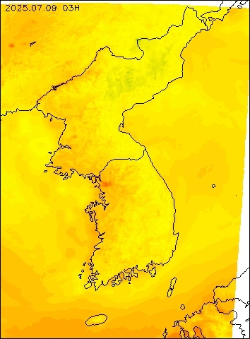 2025-07-09 03 : 00