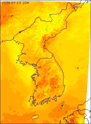 2025-07-23 20 : 00