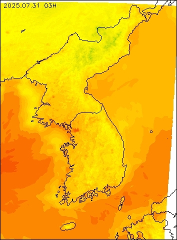2025-07-31 03 : 00