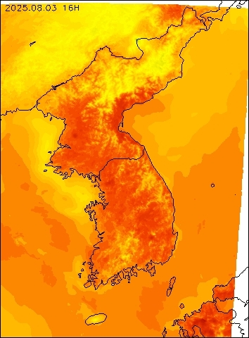 2025-08-03 16 : 00