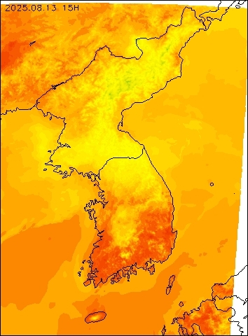 2025-08-13 15 : 00