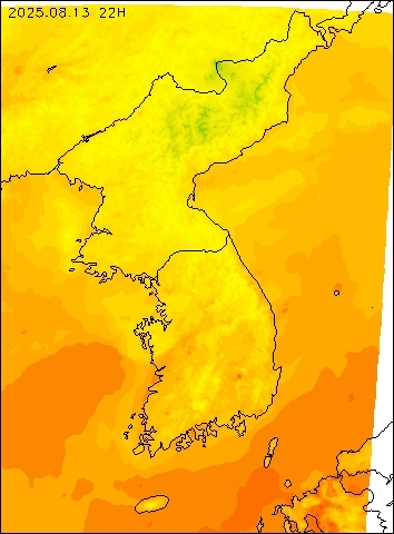 2025-08-13 22 : 00