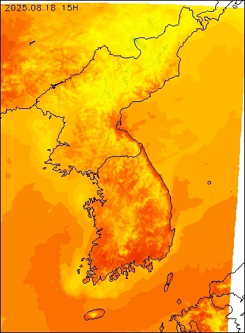 2025-08-18 15 : 00