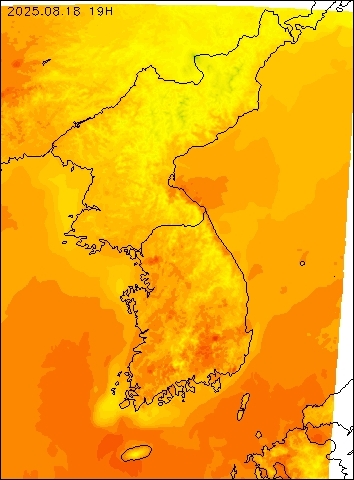 2025-08-18 19 : 00