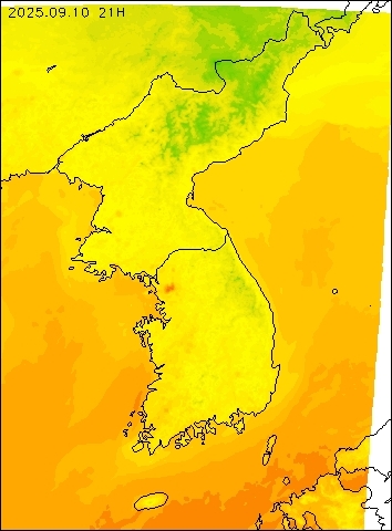 2025-09-10 21 : 00