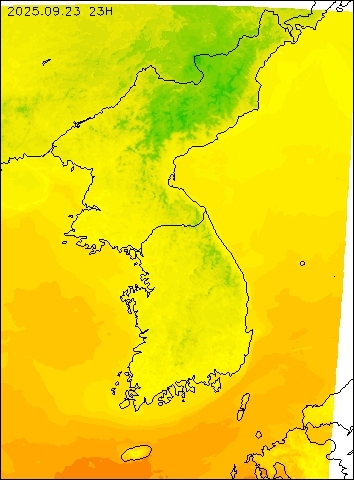 2025-09-23 23 : 00
