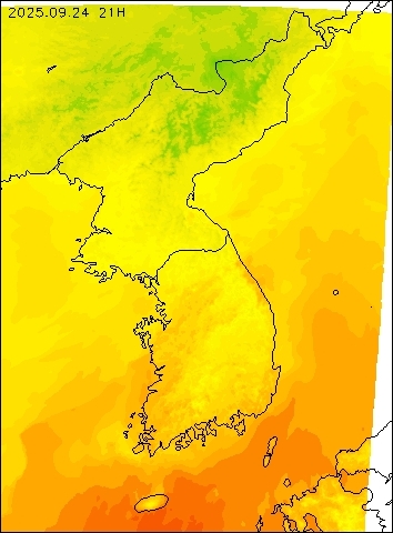 2025-09-24 21 : 00