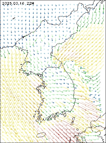 2025-03-16 22 : 00