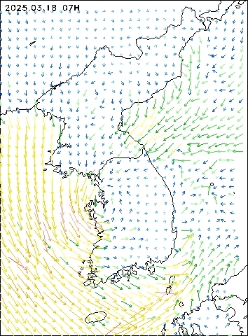 2025-03-18 07 : 00