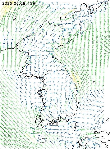 2025-05-08 15 : 00