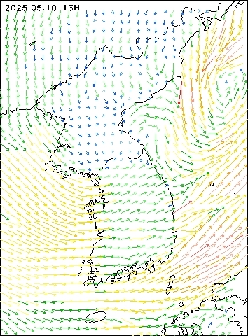 2025-05-10 13 : 00