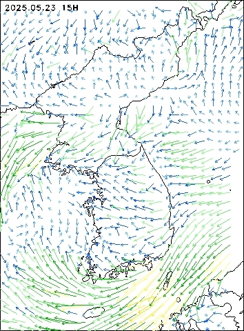 2025-05-23 15 : 00