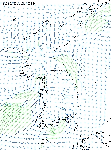 2025-05-25 21 : 00