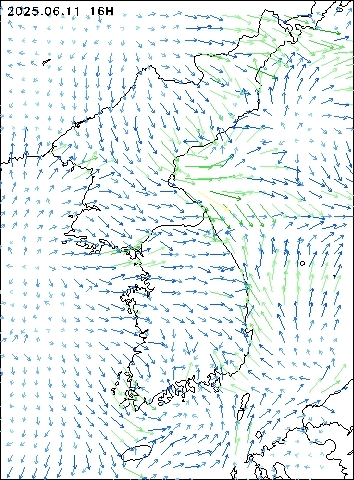 2025-06-11 16 : 00