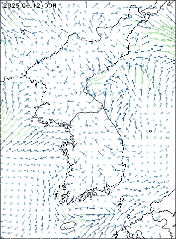 2025-06-12 00 : 00