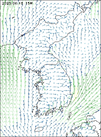 2025-06-18 15 : 00