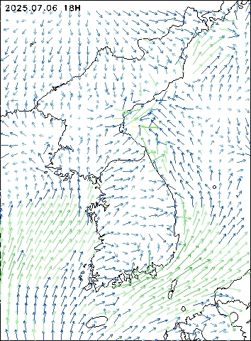 2025-07-06 18 : 00