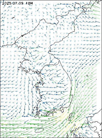 2025-07-09 18 : 00