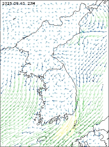 2025-09-10 23 : 00