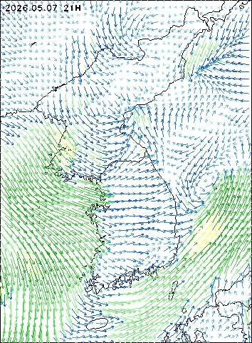 2026-05-07 21 : 00